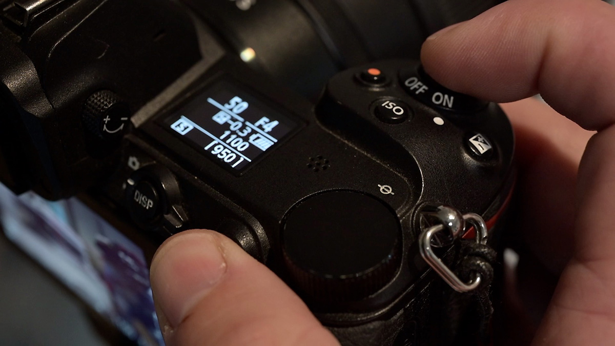 nikon back button focus af-c