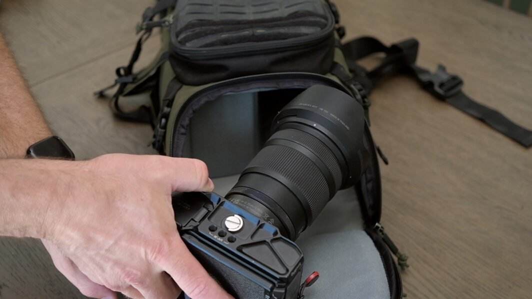 darklight 14l top access